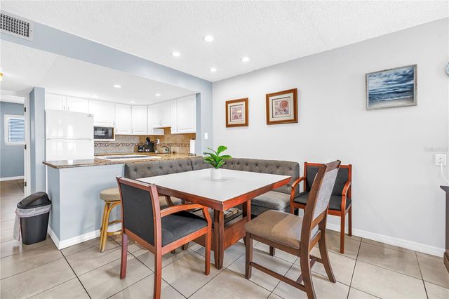 8470 W GULF BOULEVARD 609, Treasure Island, FL 33706