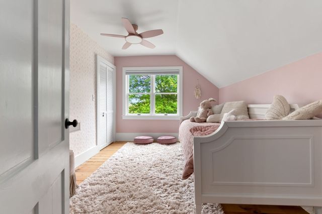 52 Bridge St, Hamilton, MA 01982