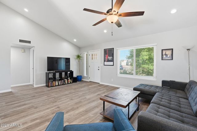 1502 E DIVOT Drive, Tempe, AZ 85283