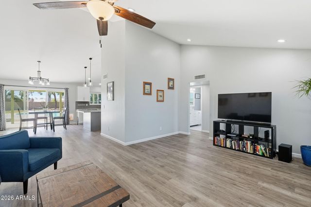 1502 E DIVOT Drive, Tempe, AZ 85283