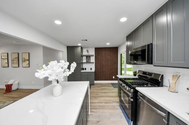 3414 Trelawney Drive, Pearland, TX 77581