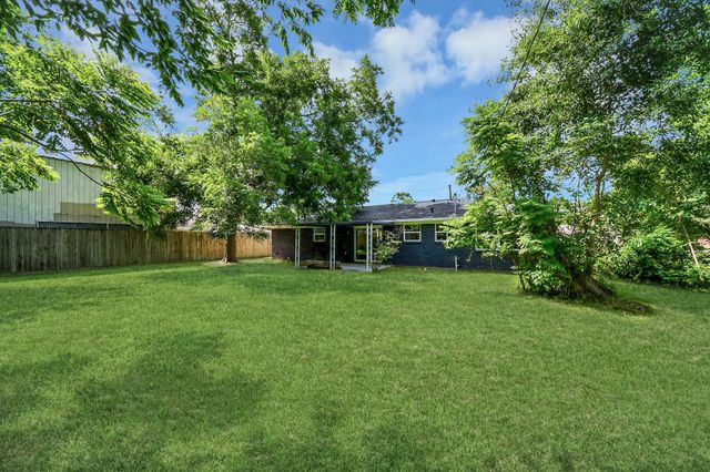 3414 Trelawney Drive, Pearland, TX 77581