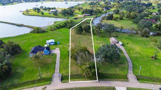 608 Wagon Wheel Tr Trail, Angleton, TX 77515