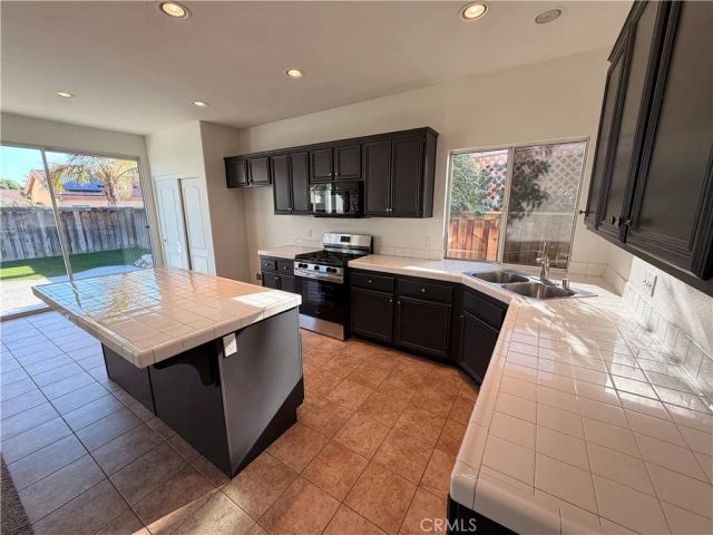 996 Blodgett, San Jacinto, CA 92583