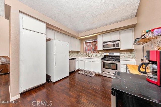 4937 Sunburst, Palmdale, CA 93552