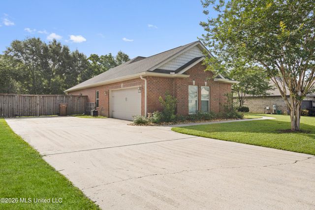 15846 Walker Farm Lane, Gulfport, MS 39503