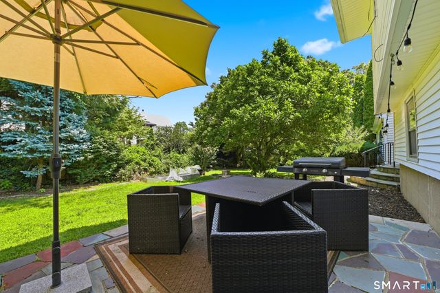 110 Ruby Lane, Stratford, CT 06614