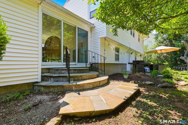 110 Ruby Lane, Stratford, CT 06614