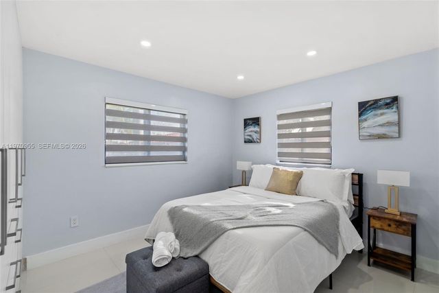 830 SW 93rd Ave 0, Miami, FL 33174