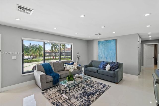 830 SW 93rd Ave 0, Miami, FL 33174