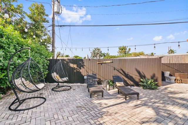 830 SW 93rd Ave 0, Miami, FL 33174