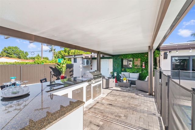 830 SW 93rd Ave 0, Miami, FL 33174