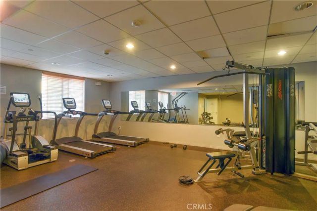 11925 KLING Street 206, Valley Village, CA 91607