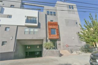 11925 KLING Street 206, Valley Village, CA 91607