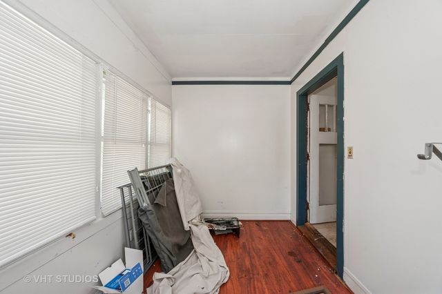 817 S Mcalister Avenue, Waukegan, IL 60085