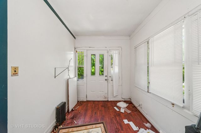 817 S Mcalister Avenue, Waukegan, IL 60085