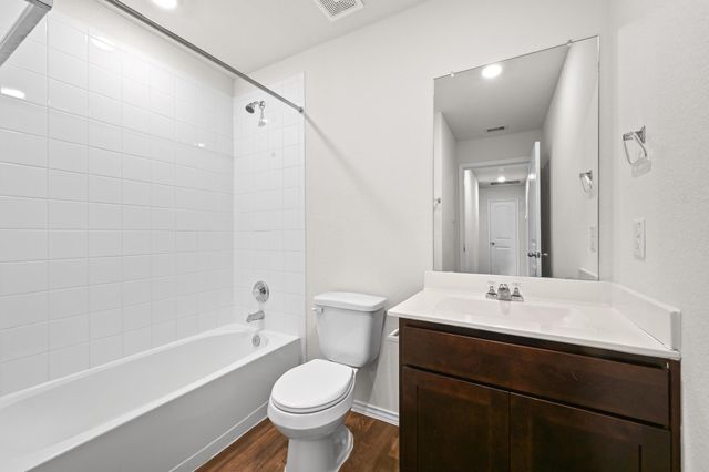 412 Sickle LOOP, Kyle, TX 78640