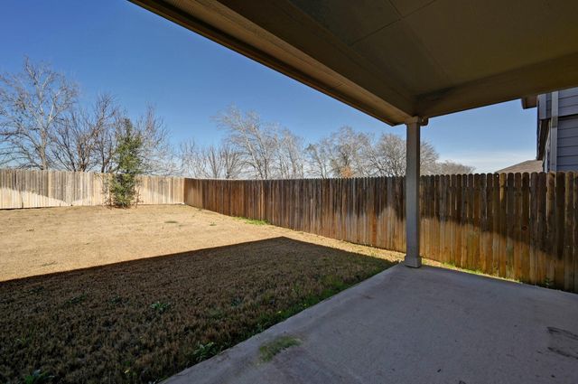 412 Sickle LOOP, Kyle, TX 78640