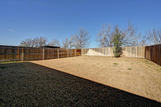 412 Sickle LOOP, Kyle, TX 78640
