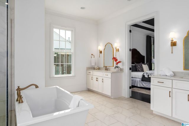 4391 VILLAGE GREEN CIRCLE, Hoover, AL 35226