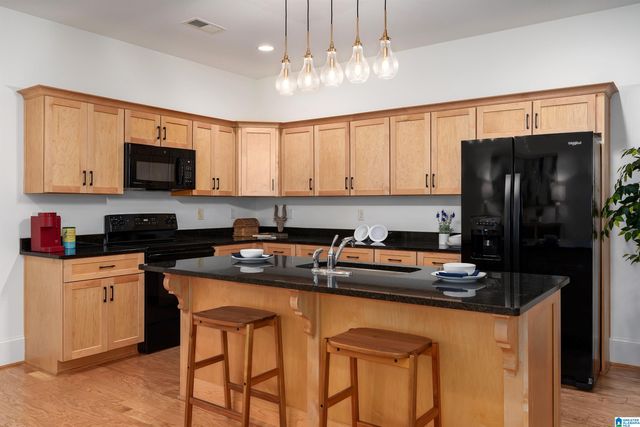 4391 VILLAGE GREEN CIRCLE, Hoover, AL 35226