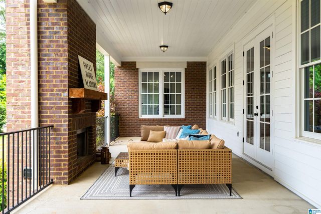 4391 VILLAGE GREEN CIRCLE, Hoover, AL 35226