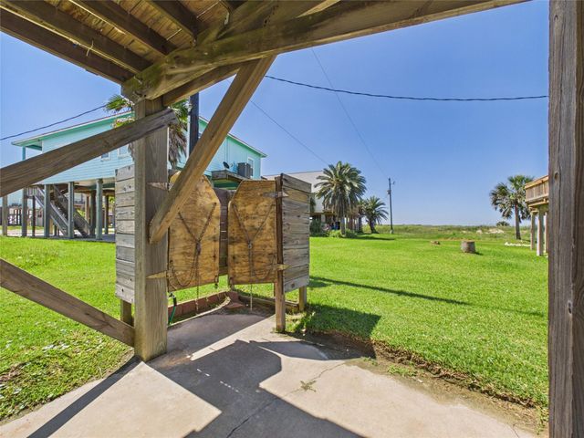 12878 Jean Lafitte Drive, Freeport, TX 77541