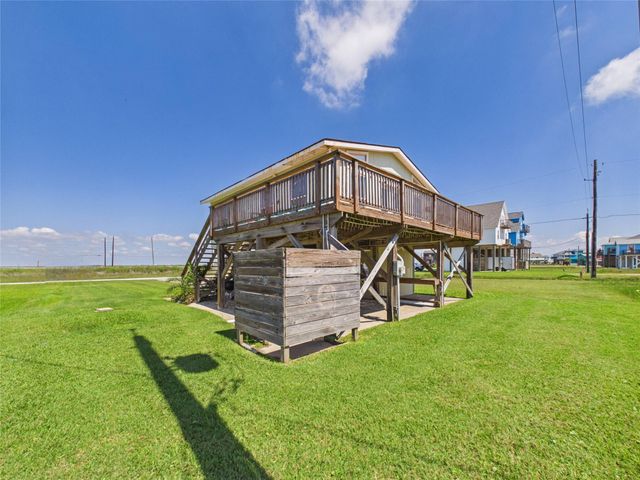 12878 Jean Lafitte Drive, Freeport, TX 77541
