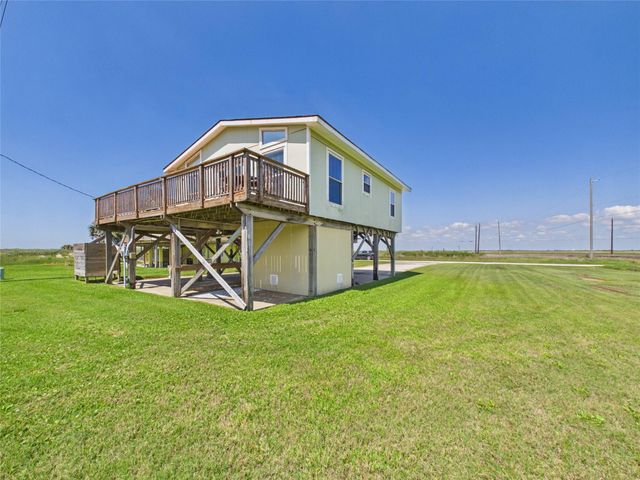 12878 Jean Lafitte Drive, Freeport, TX 77541
