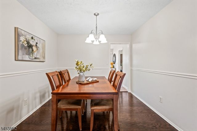 489 Brookside Ln, Hillsborough Twp., NJ 08844