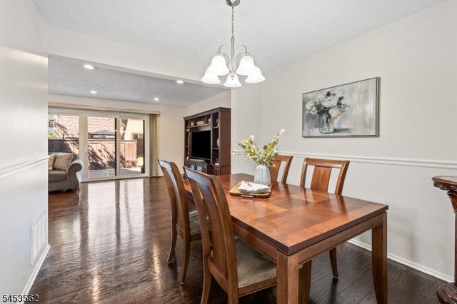 489 Brookside Ln, Hillsborough Twp., NJ 08844