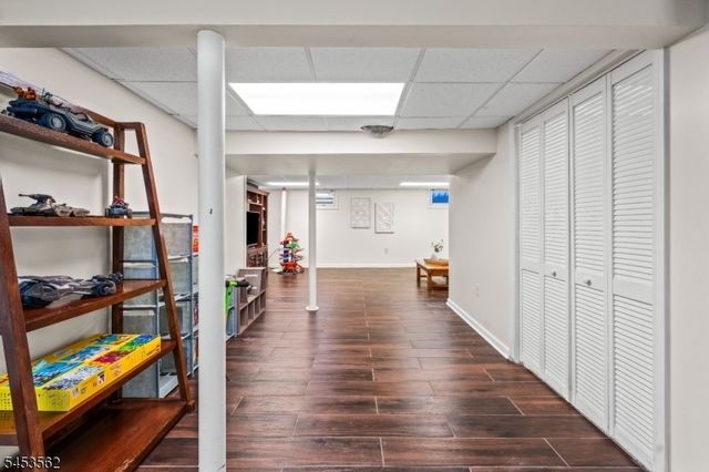 489 Brookside Ln, Hillsborough Twp., NJ 08844