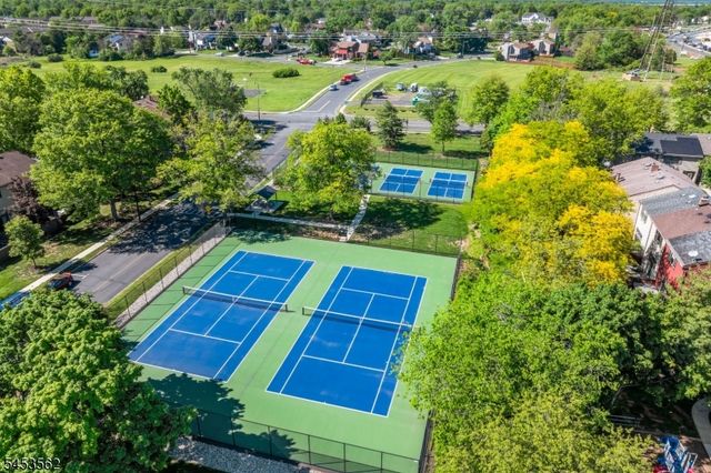 489 Brookside Ln, Hillsborough Twp., NJ 08844
