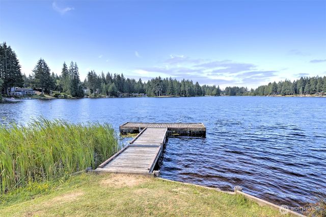 1261 E Lakeshore Drive W, Shelton, WA 98584