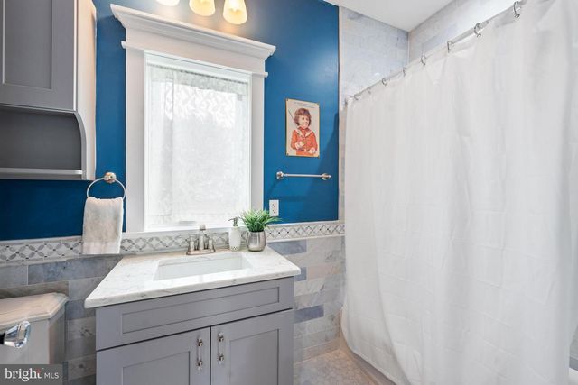 10 LAUREL AVE, Kingston, NJ 08528