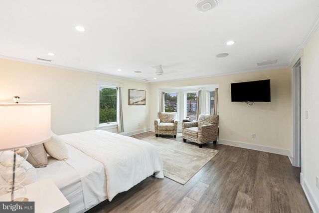 10 LAUREL AVE, Kingston, NJ 08528
