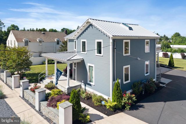 10 LAUREL AVE, Kingston, NJ 08528