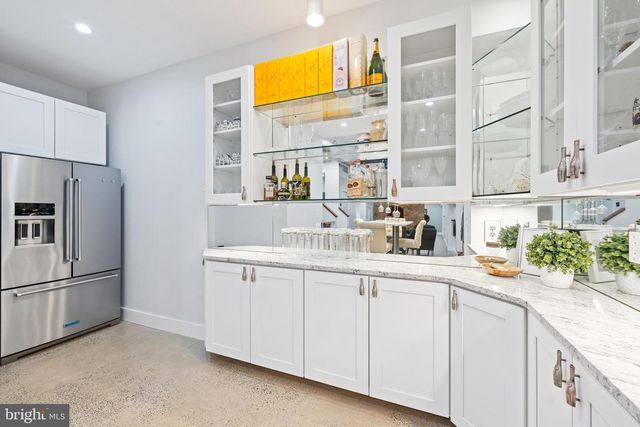 10 LAUREL AVE, Kingston, NJ 08528