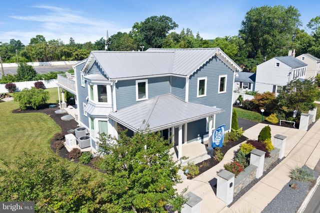 10 LAUREL AVE, Kingston, NJ 08528