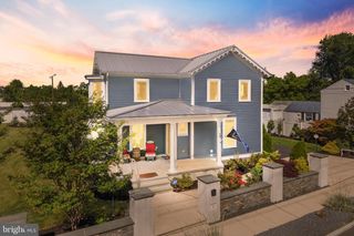 10 LAUREL AVE, Kingston, NJ 08528
