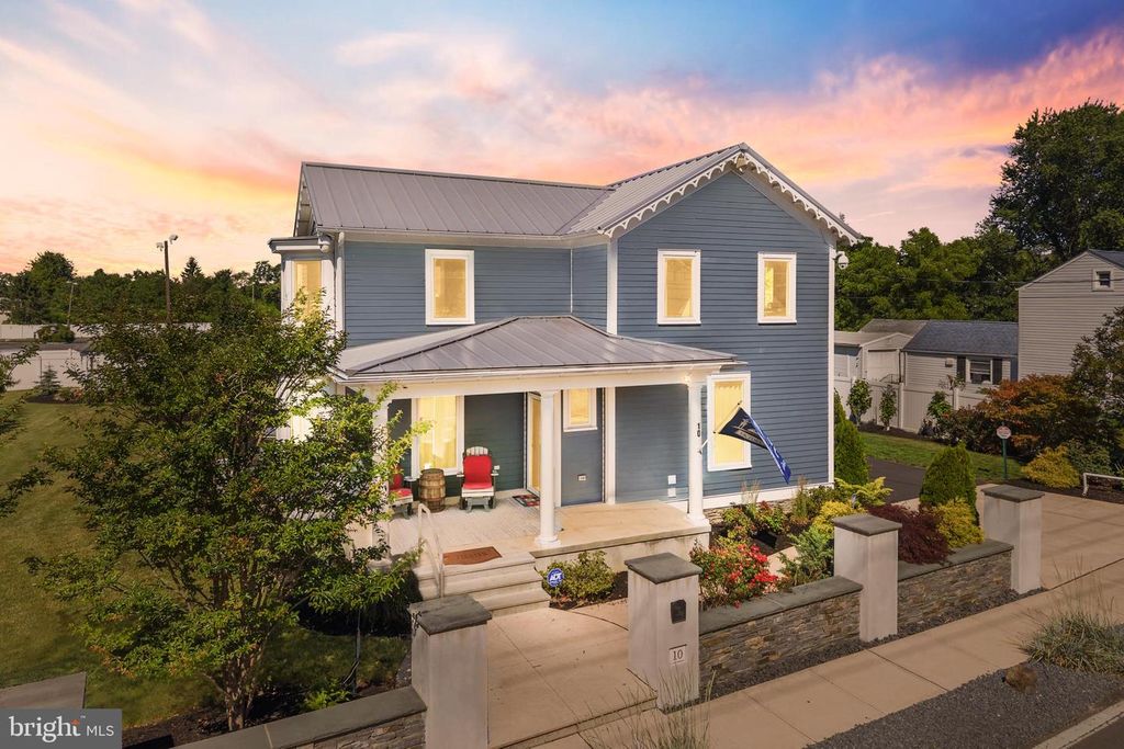 10 LAUREL AVE, Kingston, NJ 08528