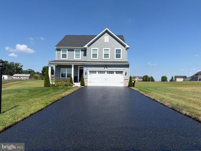 49 WINIFRED DR, Hanover, PA 17331