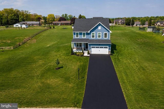 49 WINIFRED DR, Hanover, PA 17331