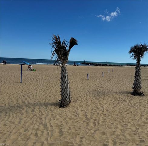 598 Pinewood Dr Apt 106, Virginia Beach, VA 23451