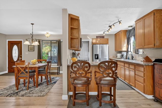 3817 Los Santos Dr, Cameron Park, CA 95682