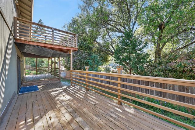 3817 Los Santos Dr, Cameron Park, CA 95682