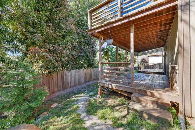 3817 Los Santos Dr, Cameron Park, CA 95682