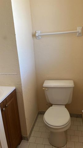 8060 Fairview Drive 208, Tamarac, FL 33321