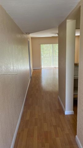 8060 Fairview Drive 208, Tamarac, FL 33321