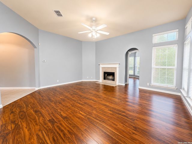 224 CORSICA DR, Cibolo, TX 78108